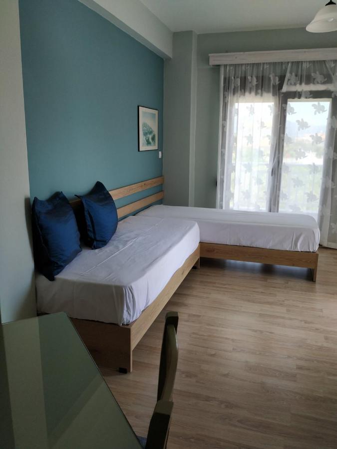 Giorgos Apartments Square Nea Vrasna Bagian luar foto
